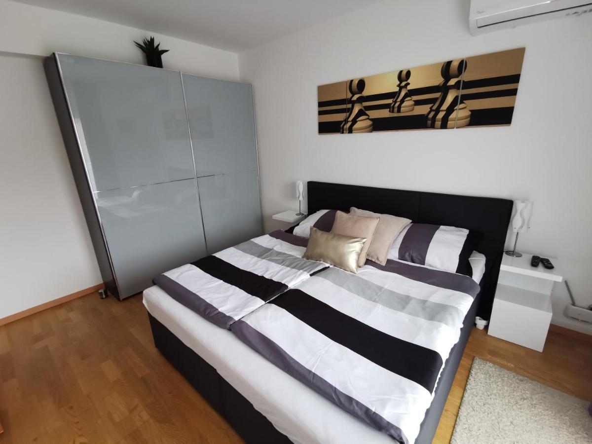 Freedom Apartman Hajdúszoboszló Buitenkant foto
