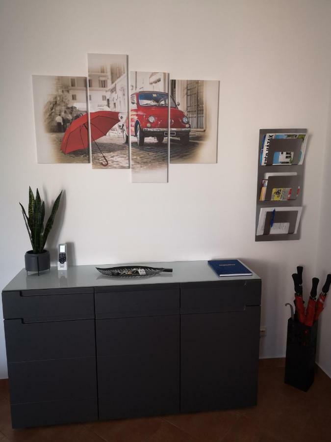 Freedom Apartman Hajdúszoboszló Buitenkant foto